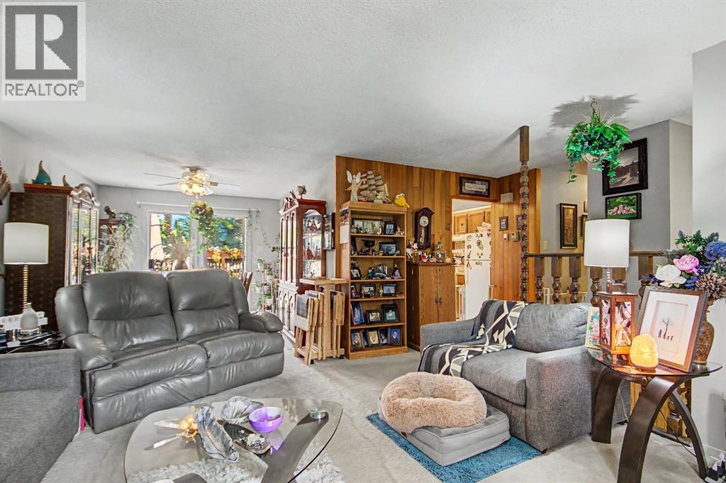 1404 10th Avenue, Canmore, Alberta  T1W 1W2 - Photo 10 - A2346668