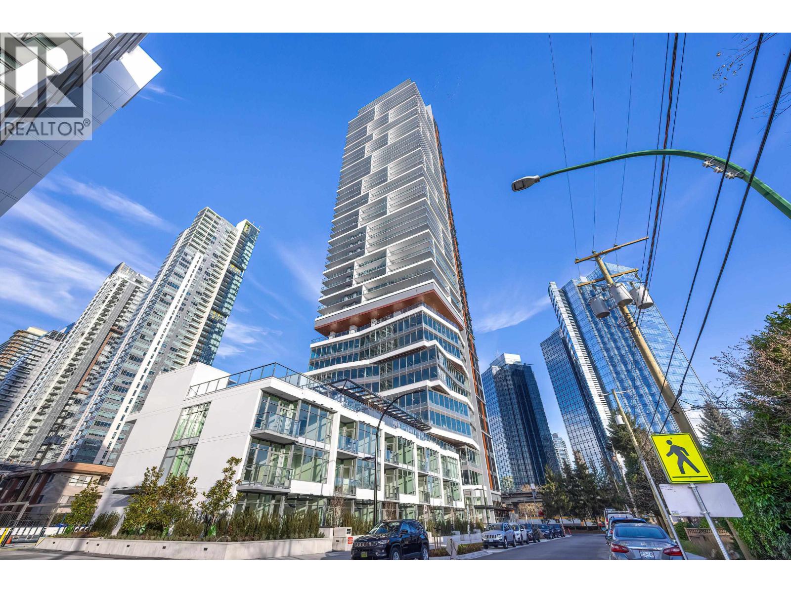 2505 6511 SUSSEX AVENUE, Burnaby, British Columbia