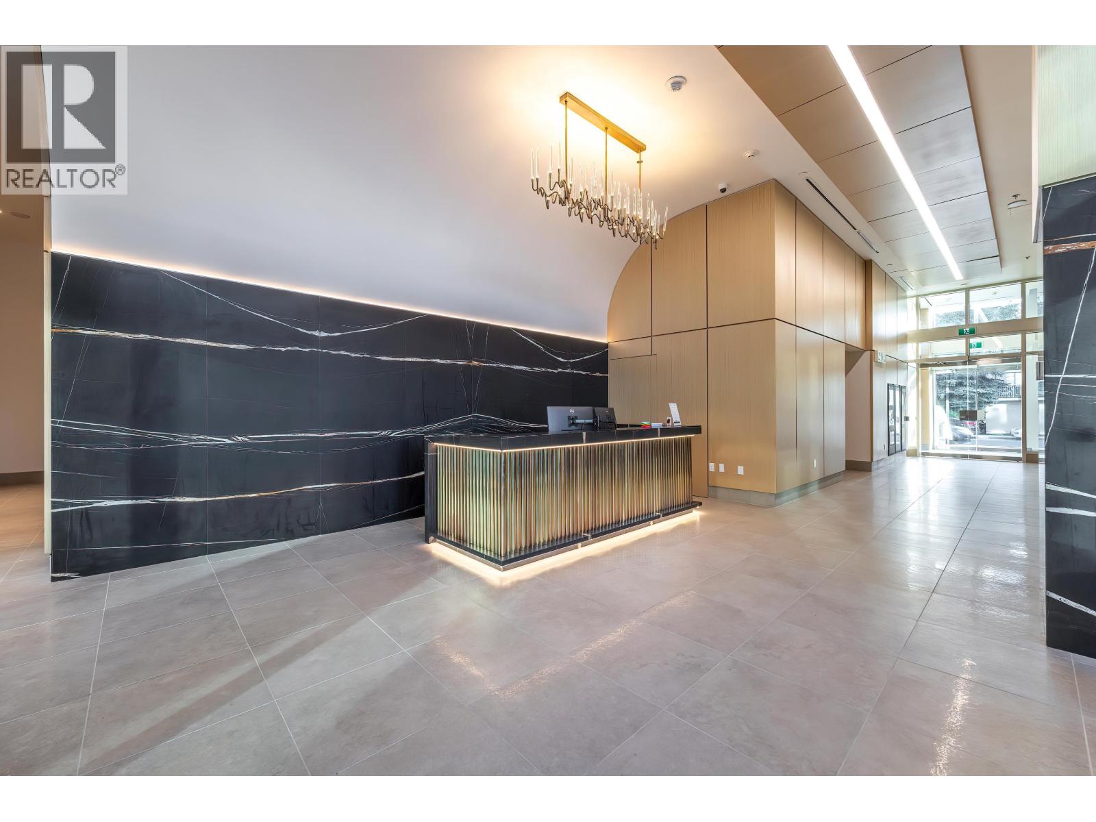 2505 6511 Sussex Avenue, Burnaby, British Columbia  V5H 0K5 - Photo 2 - R3163695