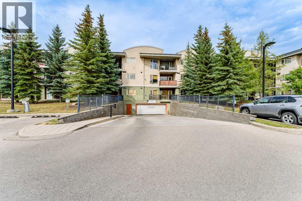 314, 69 Springborough Court SW, Calgary, Alberta  T3H 5V5 - Photo 4 - A2341418