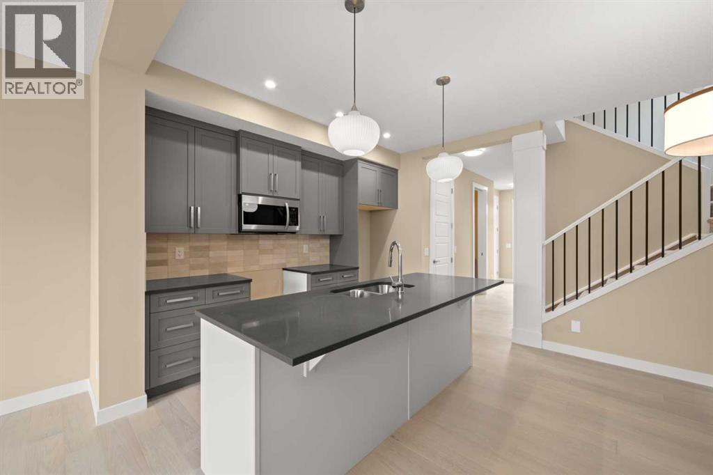 86 Sora Gardens SE photo 4