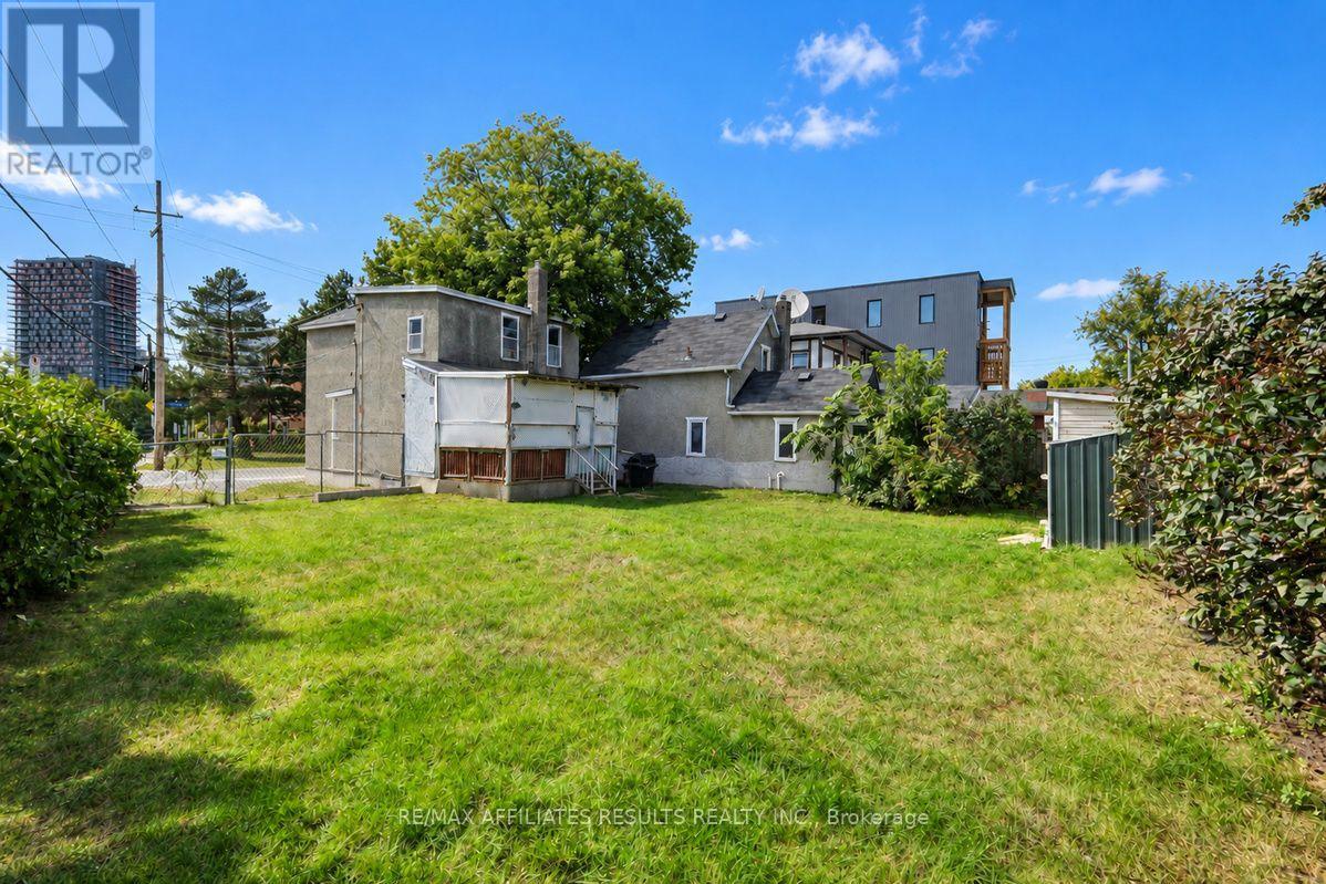 321 Savard Avenue, Ottawa, Ontario  K1L 7S1 - Photo 6 - X13815000