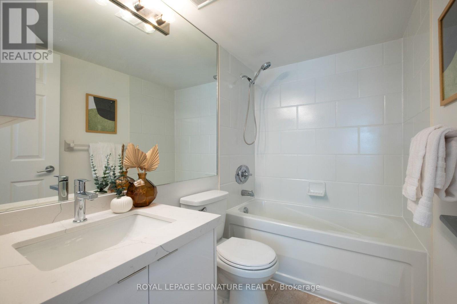 308 - 485 Rosewell Avenue, Toronto, Ontario  M4R 2J2 - Photo 17 - C13814900