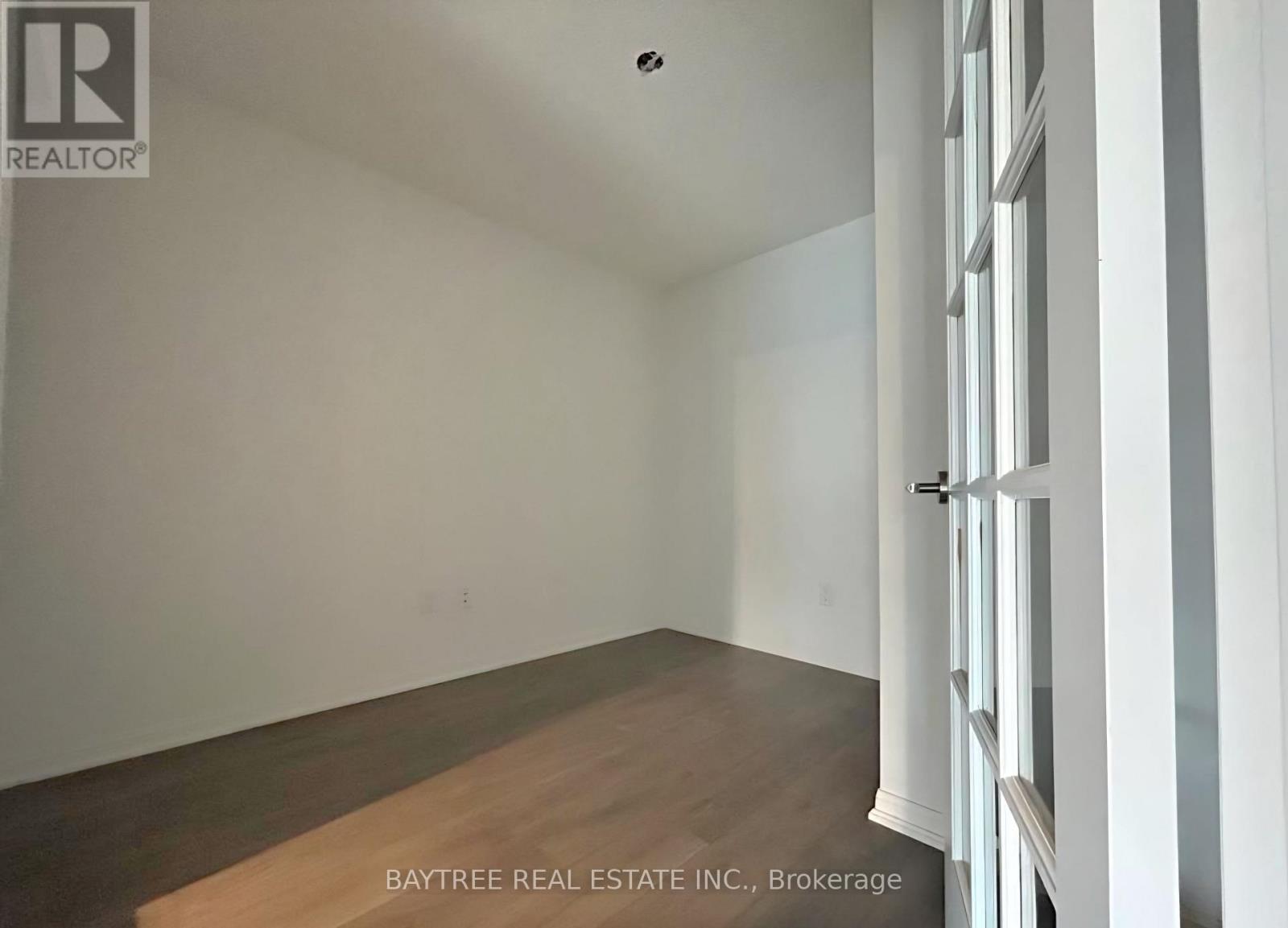 1109 - 400 Adelaide Street E, Toronto, Ontario  M5A 4S3 - Photo 3 - C13814906