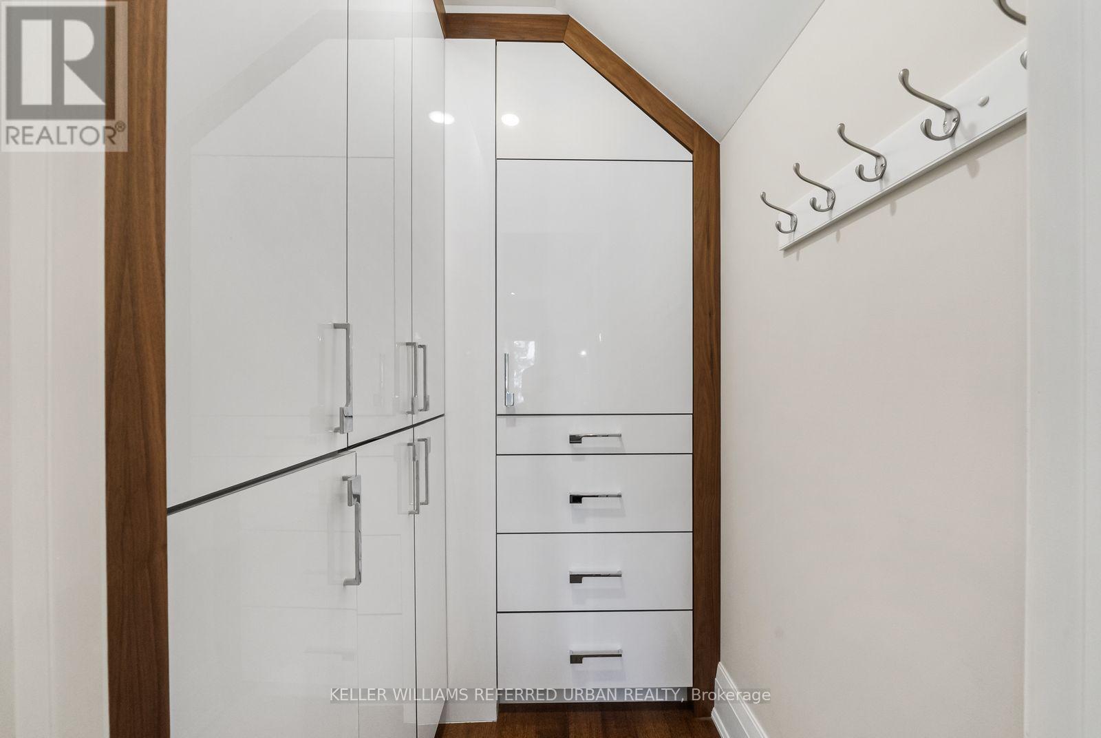 32 Cranbrooke Avenue, Toronto, Ontario  M5M 1M4 - Photo 24 - C13814970