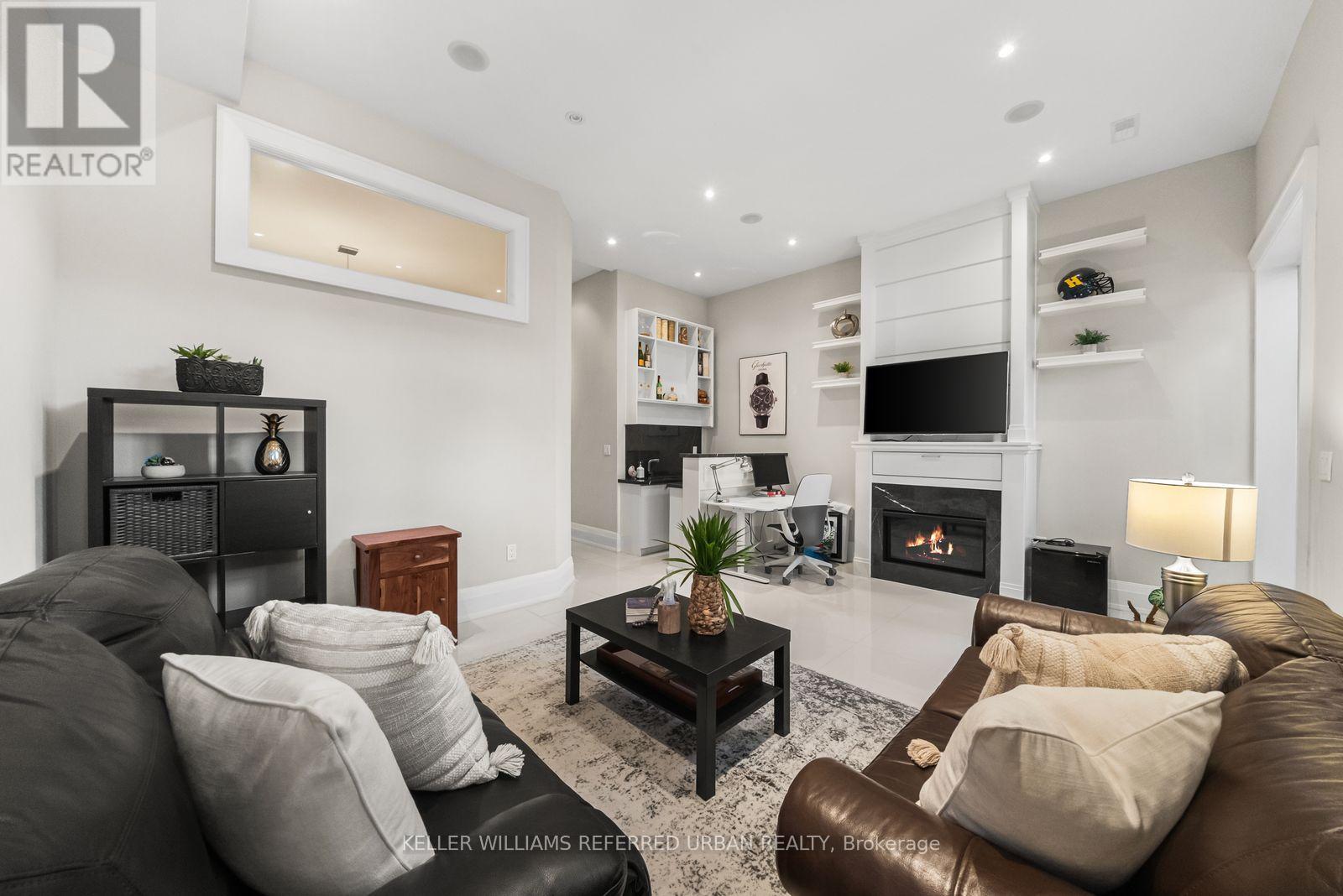 32 Cranbrooke Avenue, Toronto, Ontario  M5M 1M4 - Photo 41 - C13814970