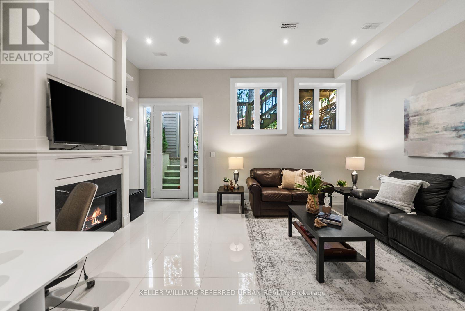 32 Cranbrooke Avenue, Toronto, Ontario  M5M 1M4 - Photo 43 - C13814970
