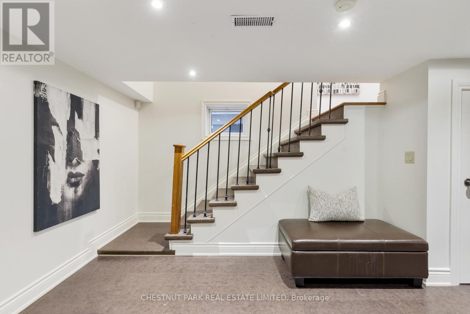 36 Camberwell Road, Toronto, Ontario  M6C 3E8 - Photo 37 - C13814976