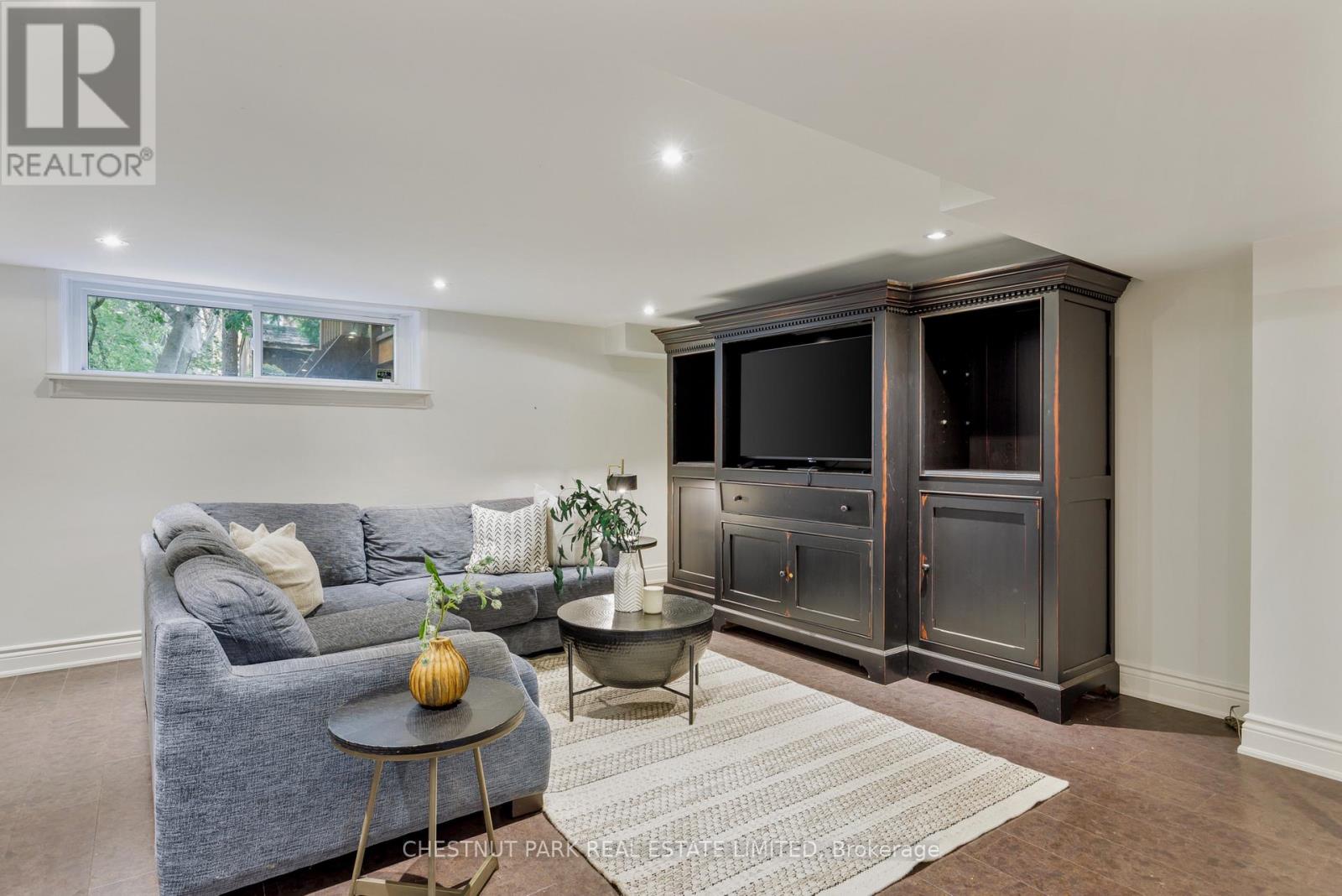 36 Camberwell Road, Toronto, Ontario  M6C 3E8 - Photo 39 - C13814976