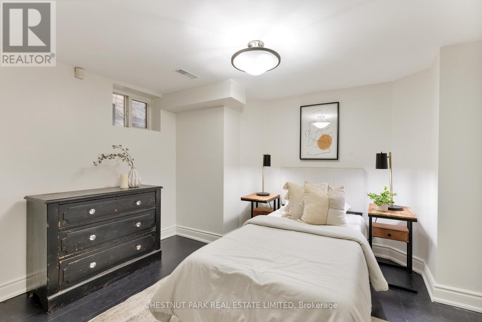 36 Camberwell Road, Toronto, Ontario  M6C 3E8 - Photo 43 - C13814976