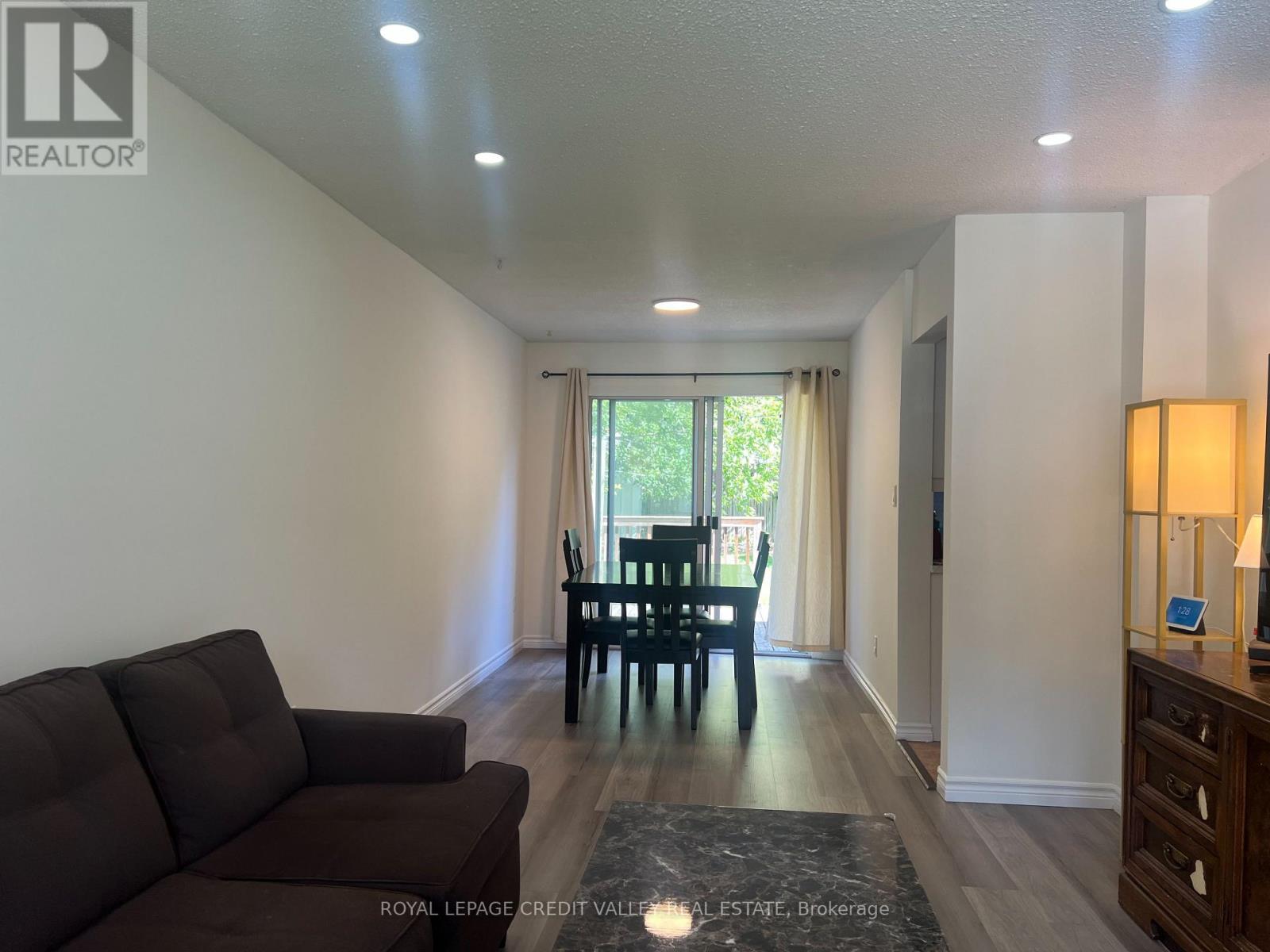 531 Camelot Drive, Oshawa, Ontario  L1K 1K3 - Photo 10 - E13814942