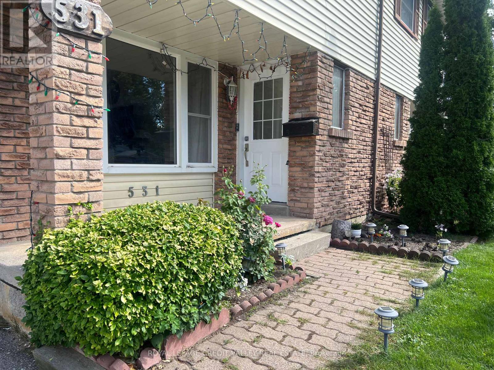 531 Camelot Drive, Oshawa, Ontario  L1K 1K3 - Photo 3 - E13814942