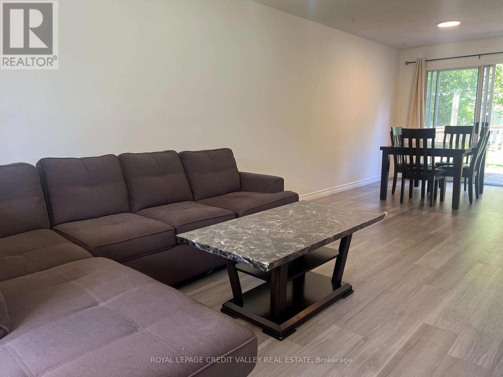 531 Camelot Drive, Oshawa, Ontario  L1K 1K3 - Photo 9 - E13814942