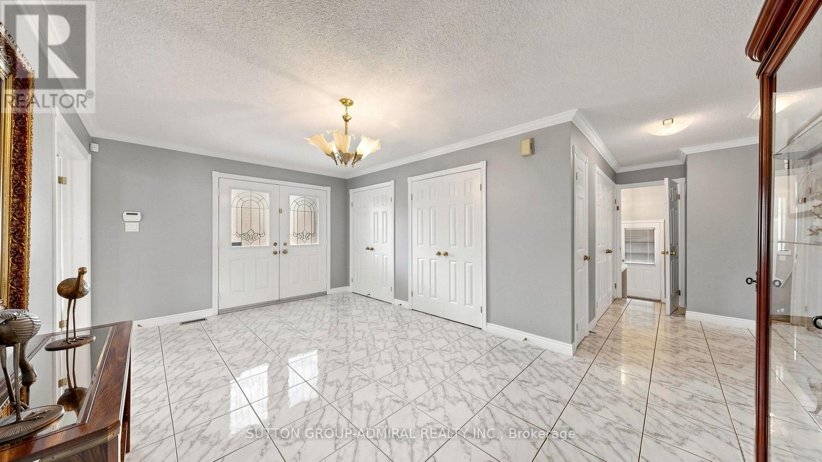 41 Captain Armstrong Lane, Markham, Ontario  L3P 3E1 - Photo 4 - N13814946