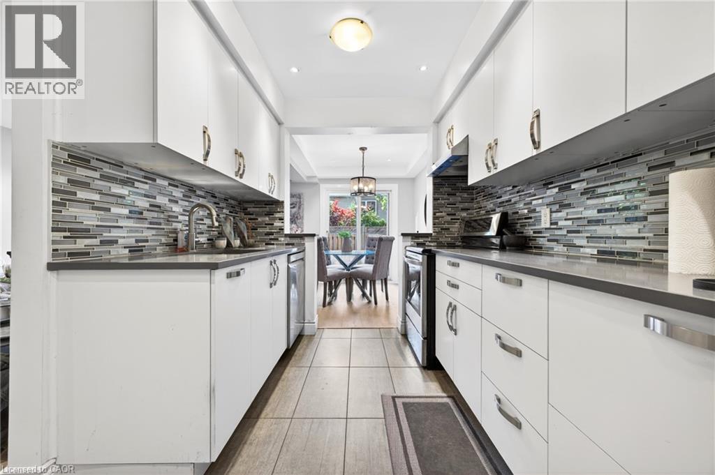 3008 PALMER Drive Unit# 8, Burlington, Ontario