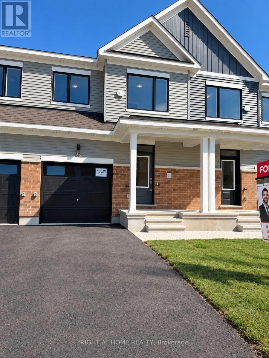 23 SINTALUTA WALK, Ottawa, Ontario