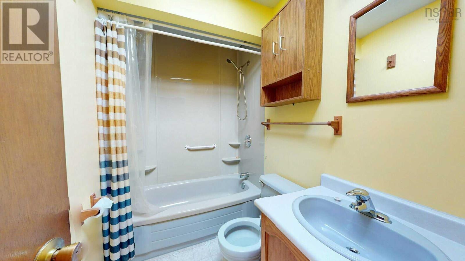 9 Ross Street photo 11