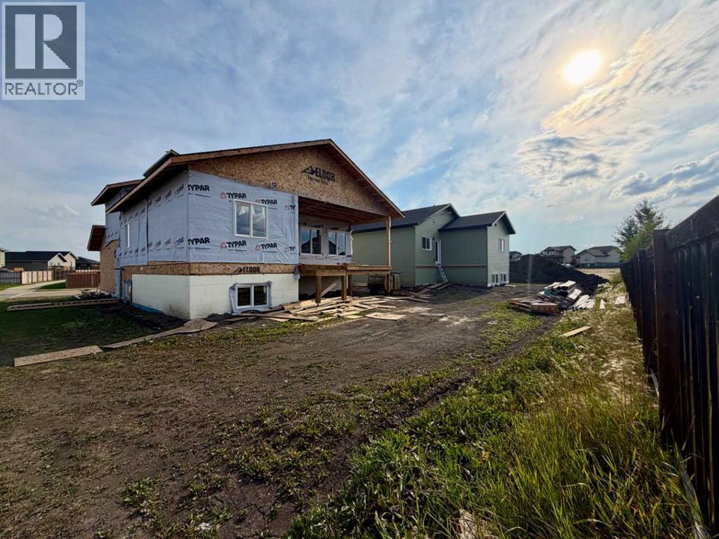 9212 95 Avenue, Wembley, Alberta  T0H 3S0 - Photo 3 - A2345426