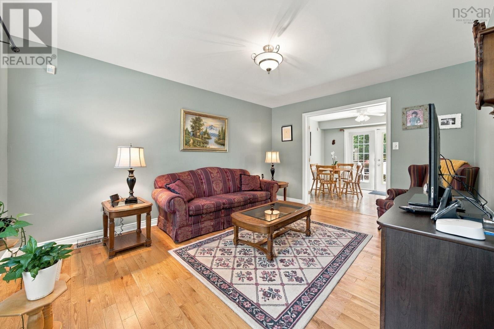 61 Terradore Lane photo 3