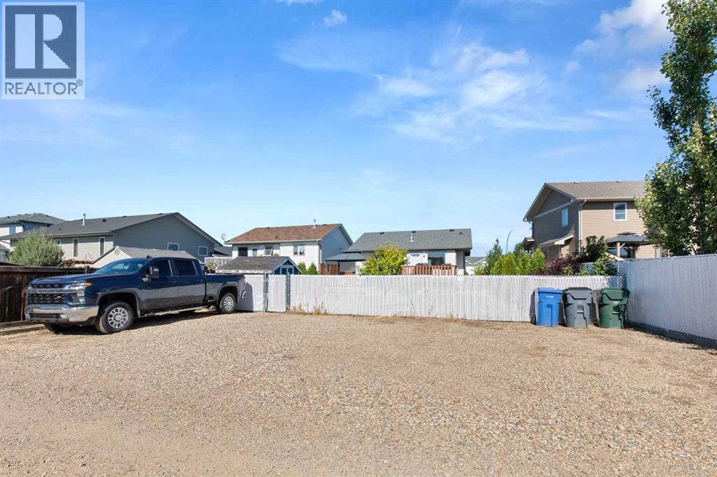119 Hunt Crescent NE