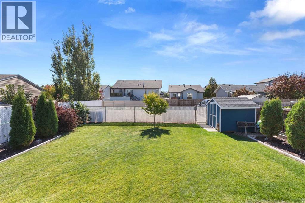 119 Hunt Crescent NE