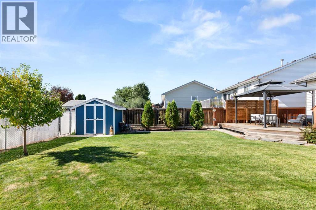 119 Hunt Crescent NE