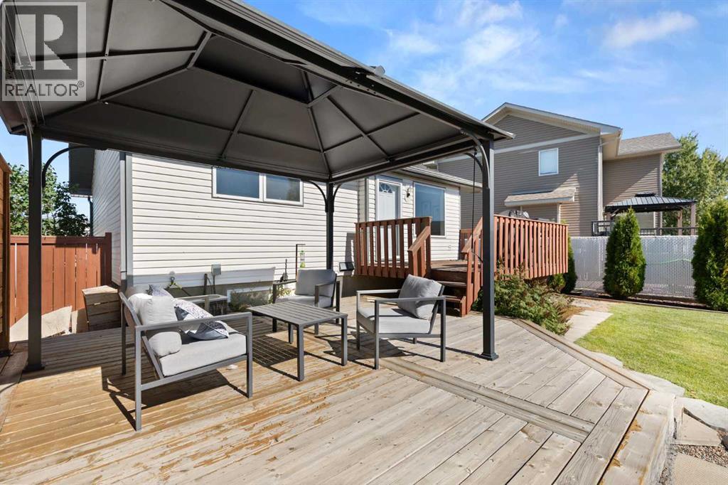 119 Hunt Crescent NE