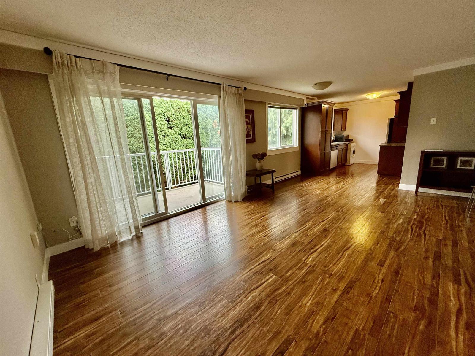8 33900 Mayfair Avenue, Abbotsford, British Columbia  V2S 1R2 - Photo 4 - R3140726