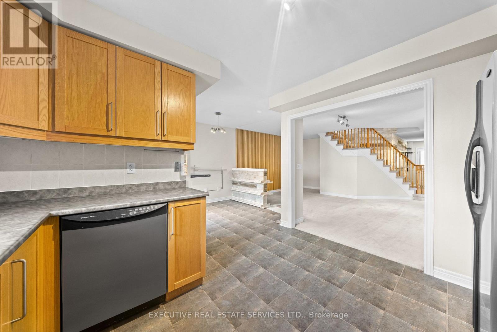 56 Samantha Crescent, Brampton, Ontario  L6Z 0C6 - Photo 17 - W13814952