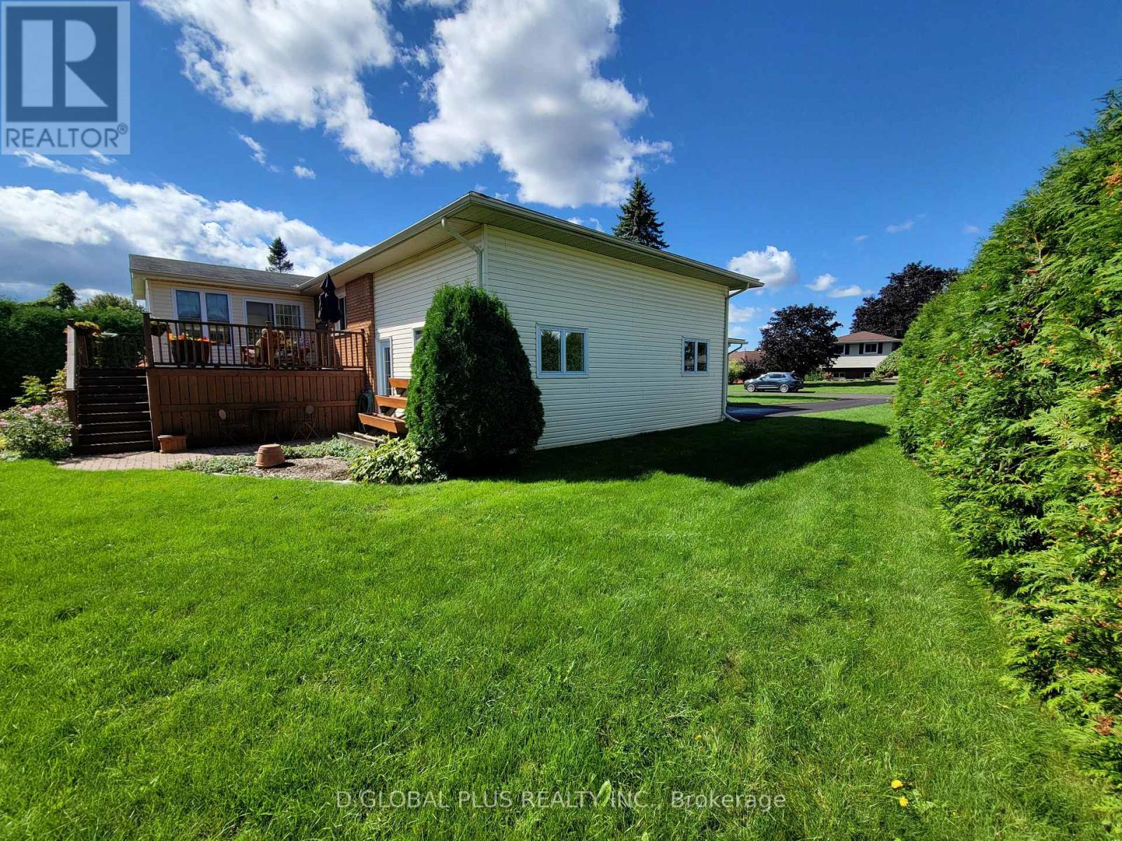5 Ravenhurst Drive E, South Dundas, Ontario  K0C 1X0 - Photo 4 - X13814910