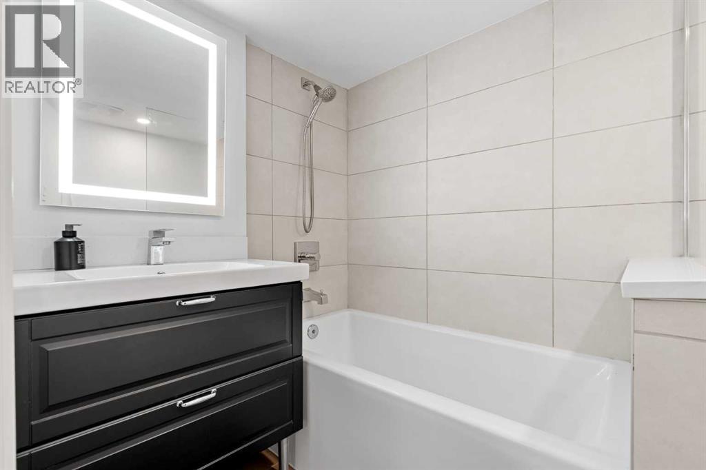 632 44 Avenue Nw, Calgary, Alberta  T2K 0J4 - Photo 30 - A2345714