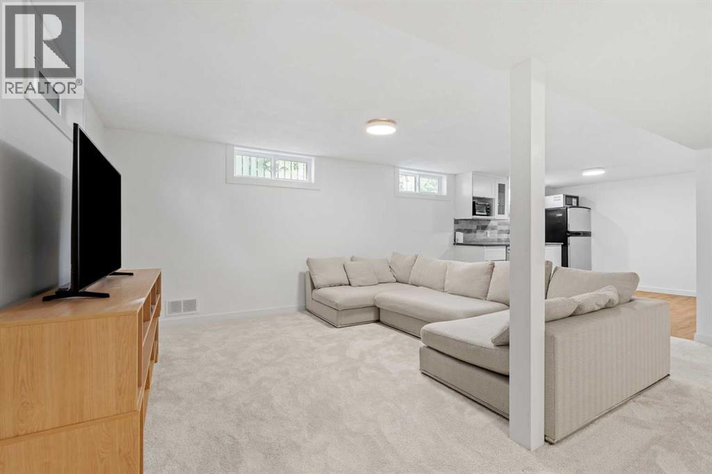632 44 Avenue Nw, Calgary, Alberta  T2K 0J4 - Photo 23 - A2345714