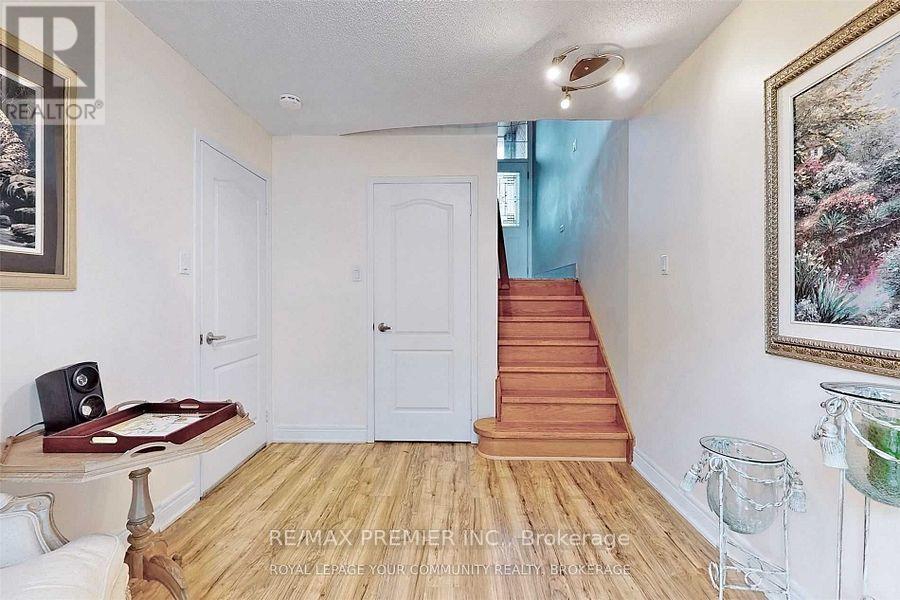 47 Tania Crescent, Vaughan, Ontario  L6A 2M8 - Photo 16 - N13812794