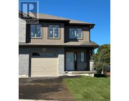 38 STRATH CRESCENT, Springwater, Ontario