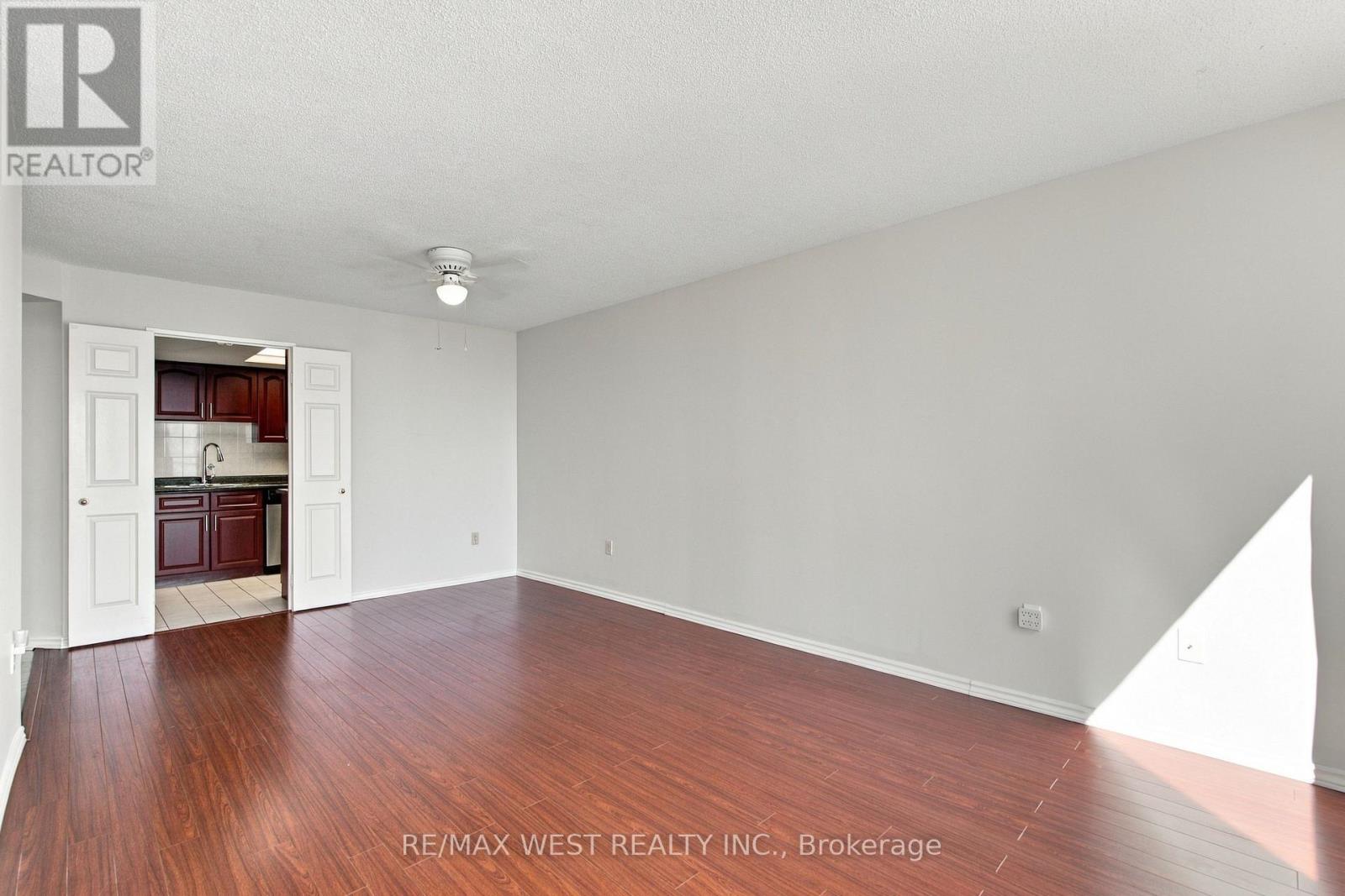 907 - 4470 Tucana Court, Mississauga, Ontario  L5R 3K8 - Photo 4 - W13810954