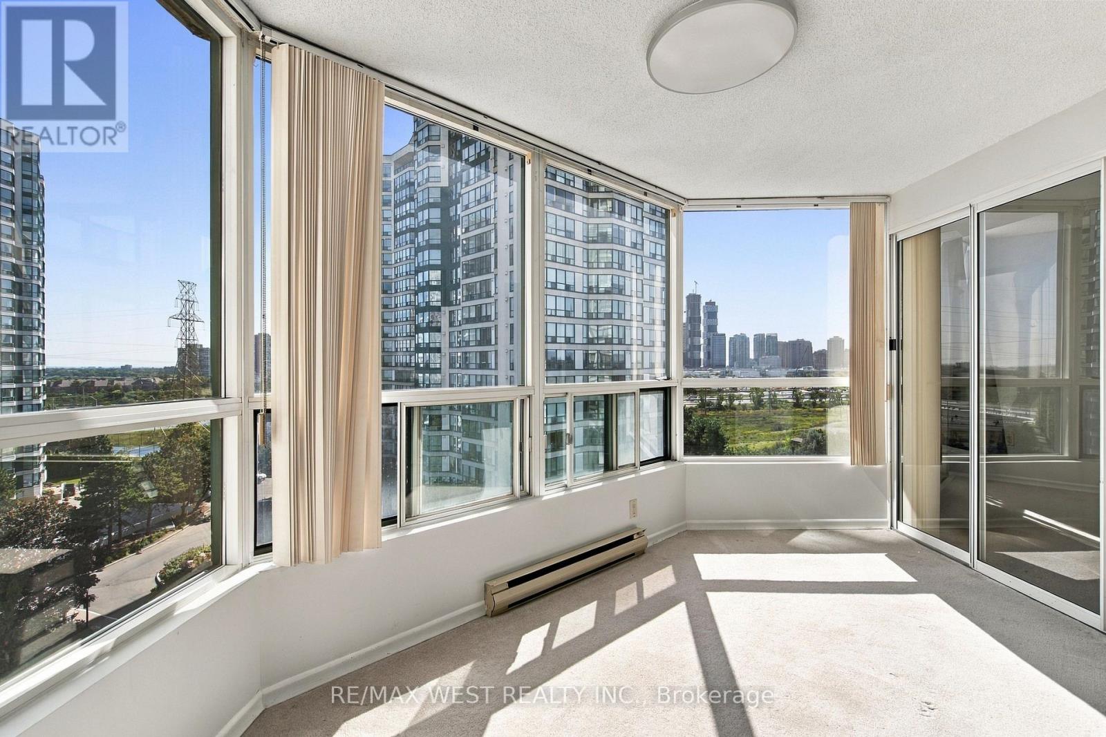 907 - 4470 Tucana Court, Mississauga, Ontario  L5R 3K8 - Photo 8 - W13810954