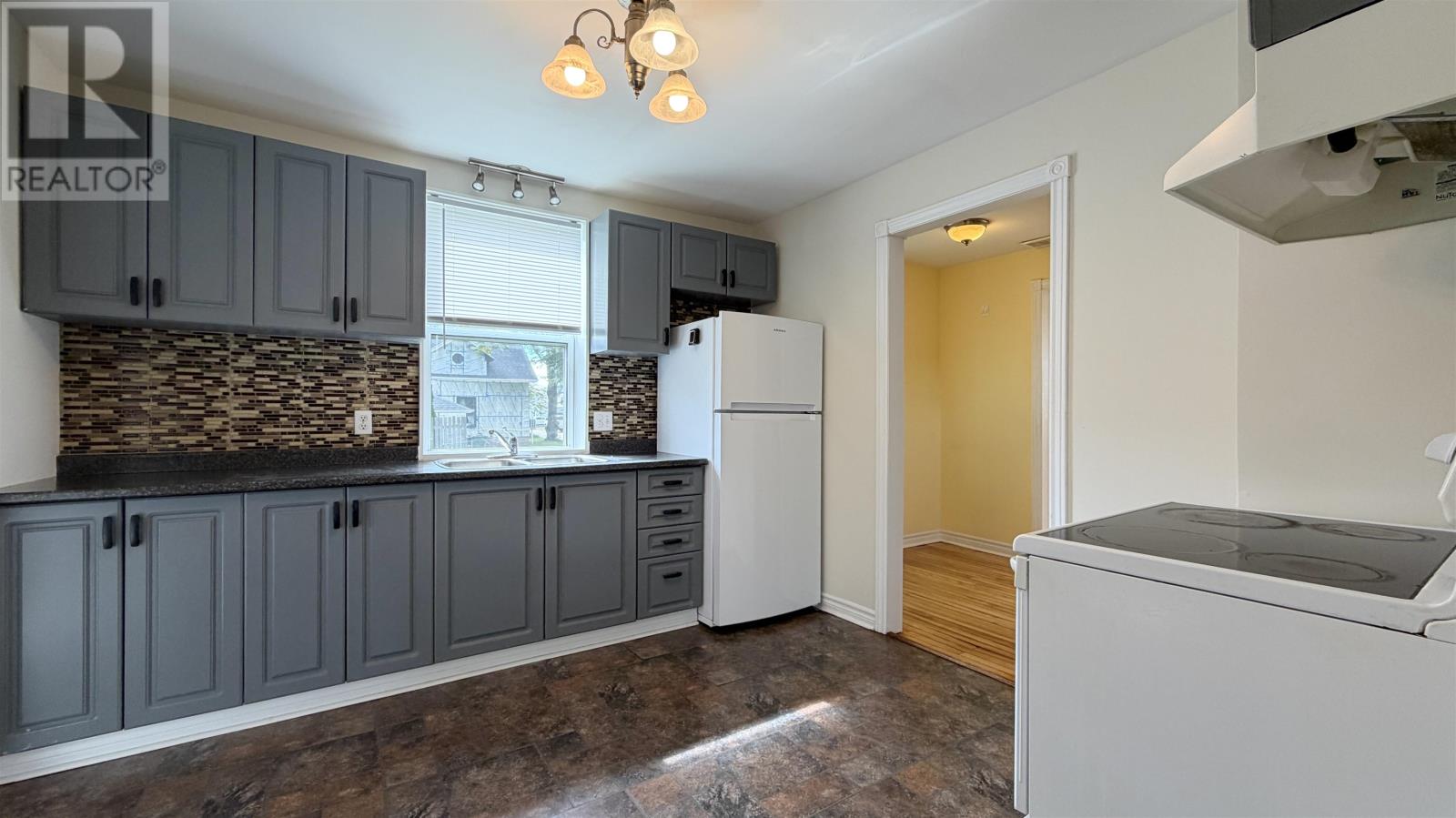 103 Russell Street, Summerside, Prince Edward Island  C1N 2T8 - Photo 13 - 202624032
