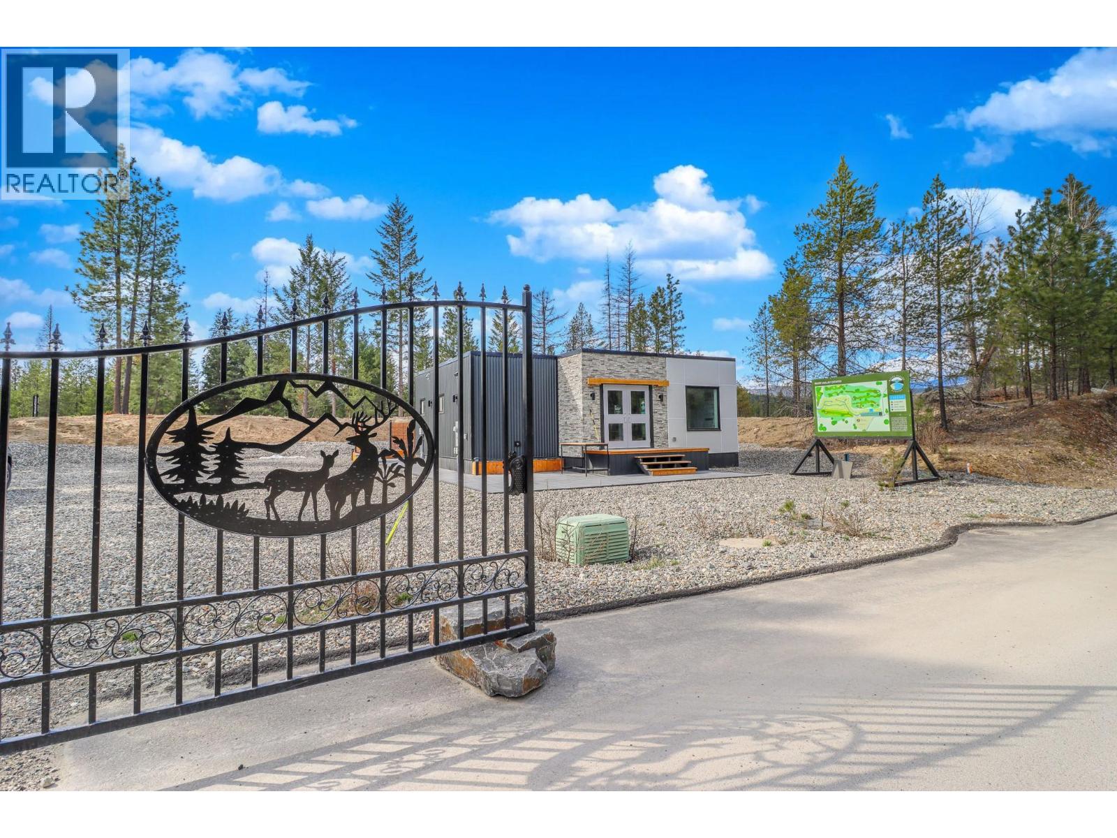 105 Corral Boulevard, Cranbrook, British Columbia  V1C 0C2 - Photo 4 - 10393966
