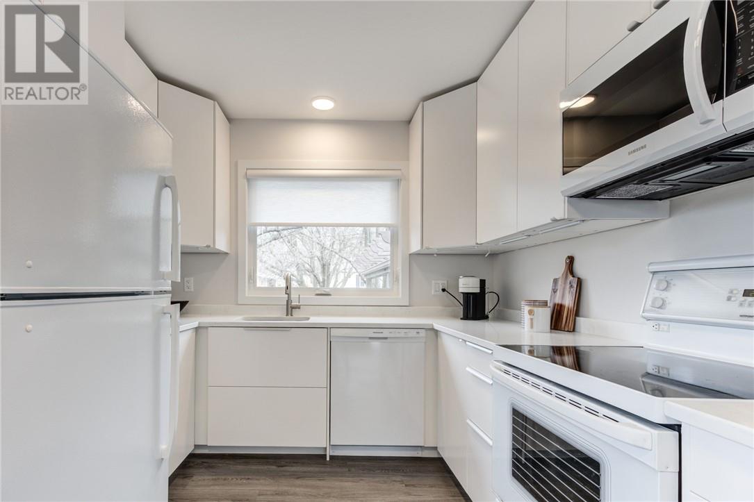 1246 Southview Drive Unit# Upper, Sudbury, Ontario  P3E 2L6 - Photo 3 - 2130497