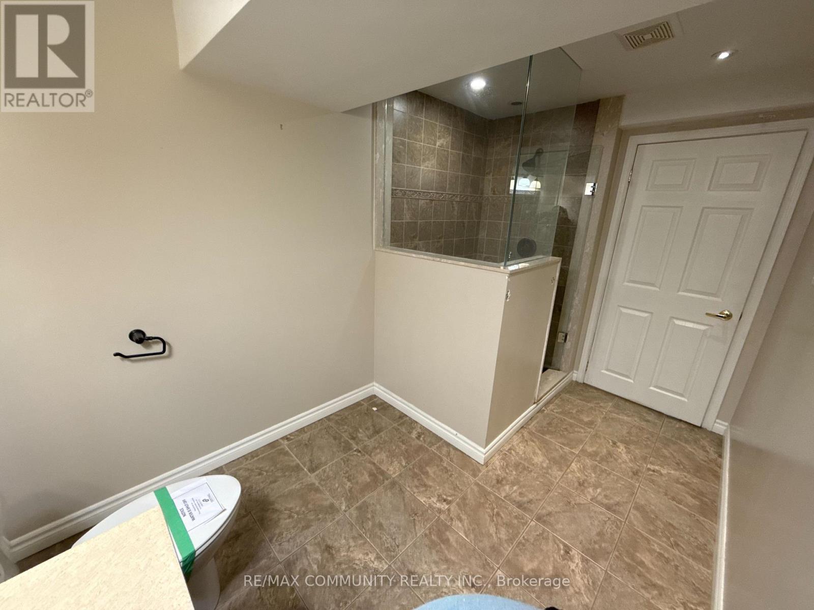 3 Baycliffe Drive, Whitby, Ontario  L1P 1W8 - Photo 39 - E13811796