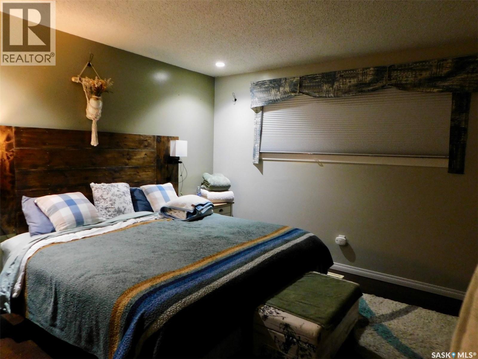 27 Kasper Crescent, Assiniboia, Saskatchewan  S0H 0B0 - Photo 12 - SK049157