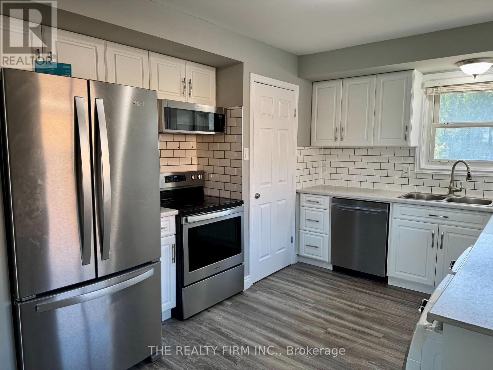 22 Archer Crescent, London South, Ontario  N6E 2A5 - Photo 3 - X13815116