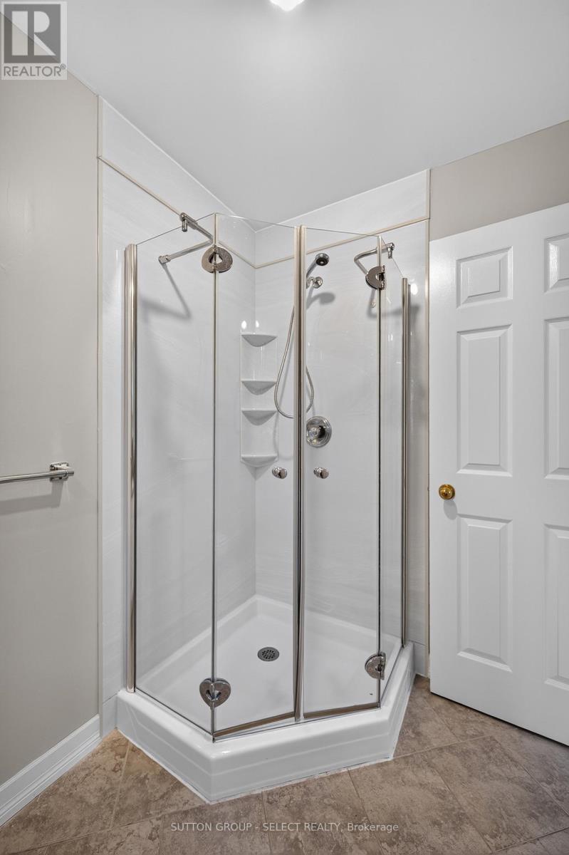 1000 Griffith Street, London South, Ontario  N6K 3Z4 - Photo 12 - X13815270