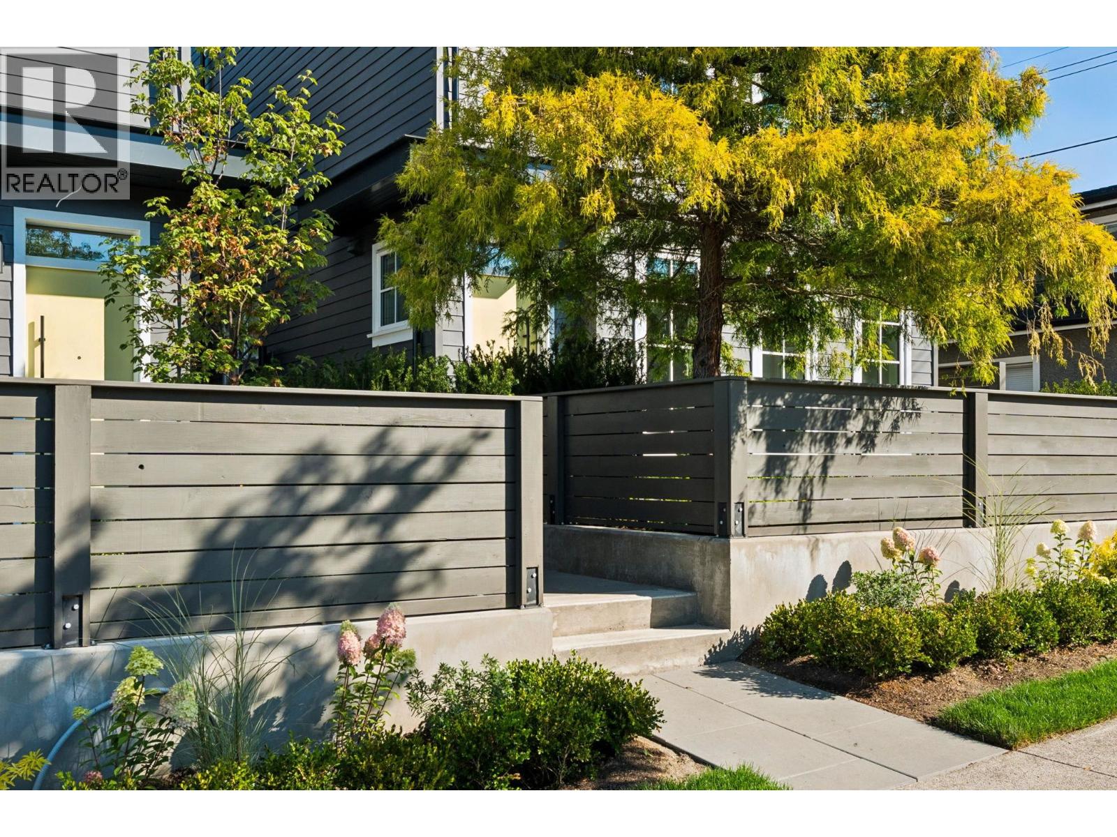 2 2119 W 18th Avenue, Vancouver, British Columbia  V6L 1A3 - Photo 22 - R3152548