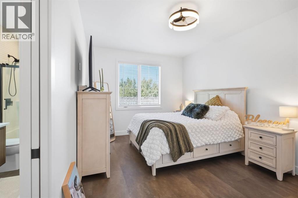 158 Jarvis Bay Drive photo 32