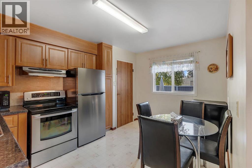 9524 3 Street Se, Calgary, Alberta  T2J 0W8 - Photo 12 - A2347151