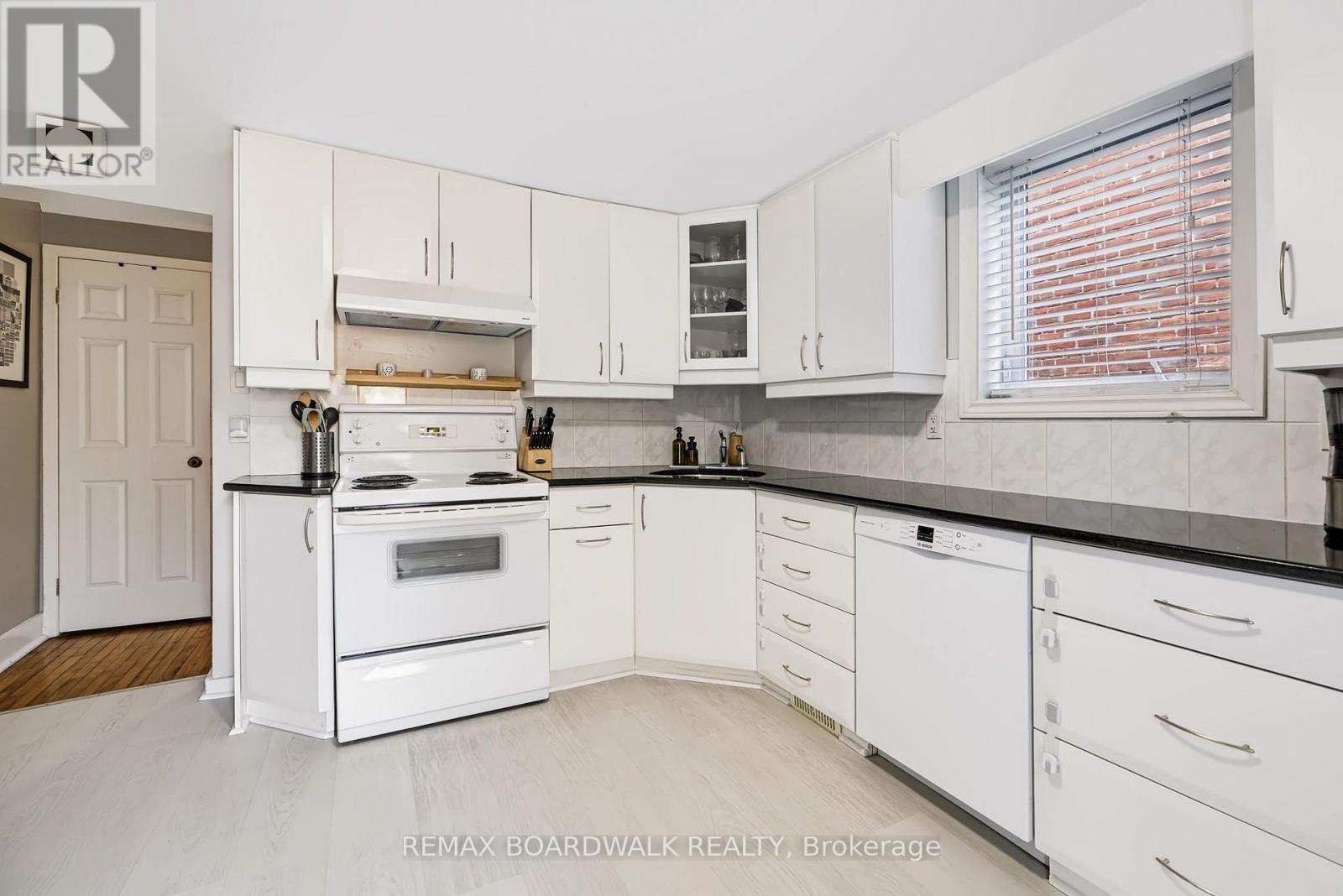 239 Wilbrod Street, Ottawa, Ontario  K1N 6L8 - Photo 11 - X13815130