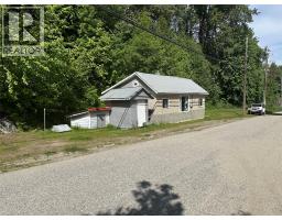 2404 Perrier Road, Nelson, British Columbia