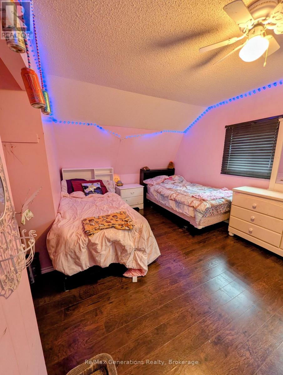 226 Harold Street N, Thunder Bay, Ontario  P7C 4C4 - Photo 12 - X13815110