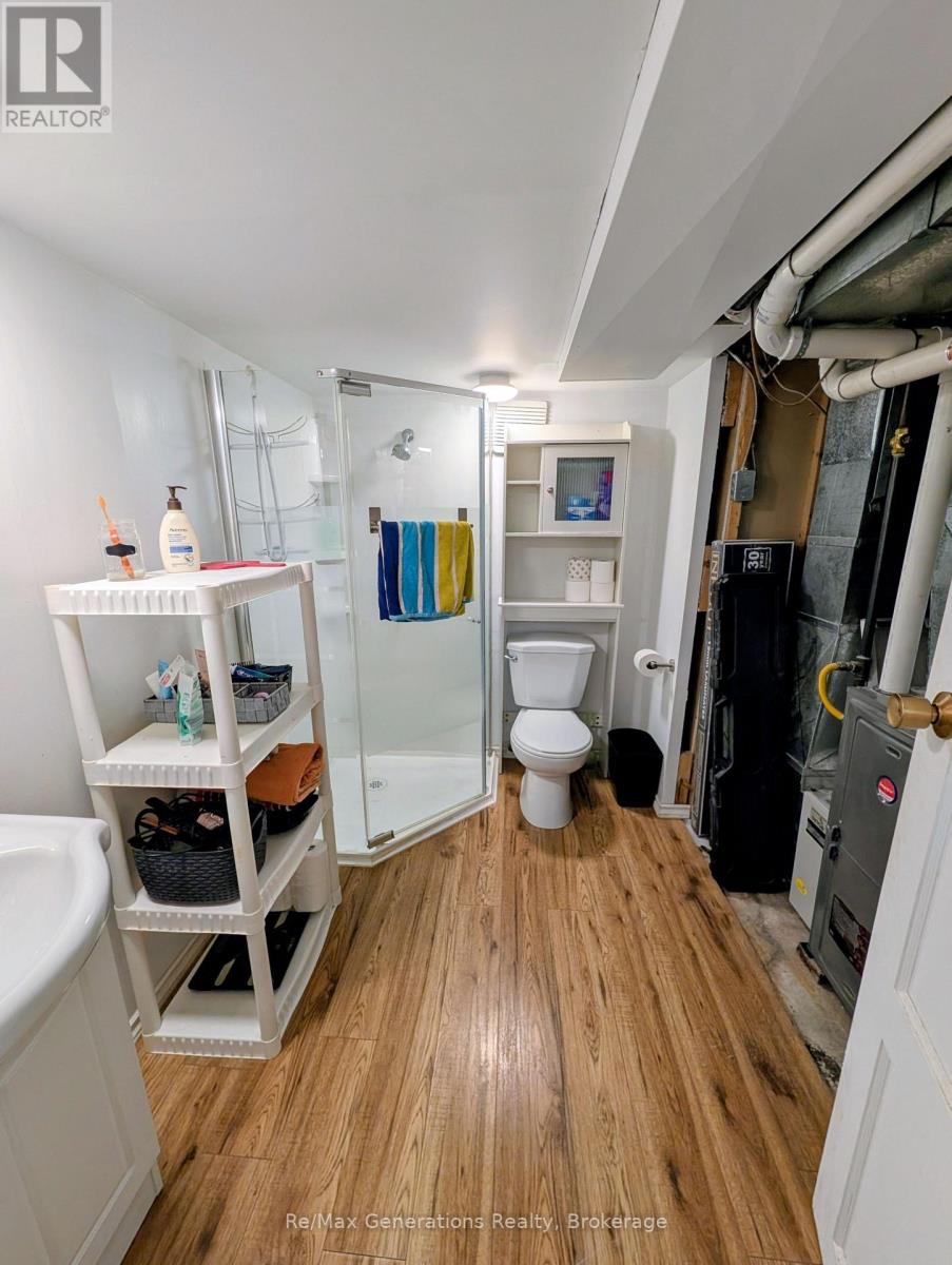 226 Harold Street N, Thunder Bay, Ontario  P7C 4C4 - Photo 21 - X13815110
